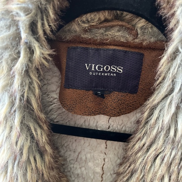 Vigoss Brown Teddy Jacket with Faux Fur Collar - Picture 3 of 6